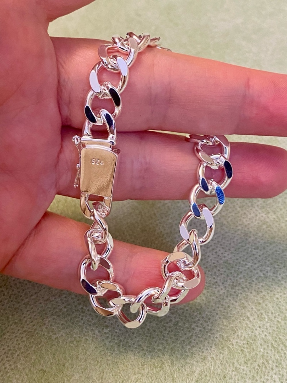 Silver 925 Plated Cuban Link Bracelet - Silver Plated Unisex Jewelry